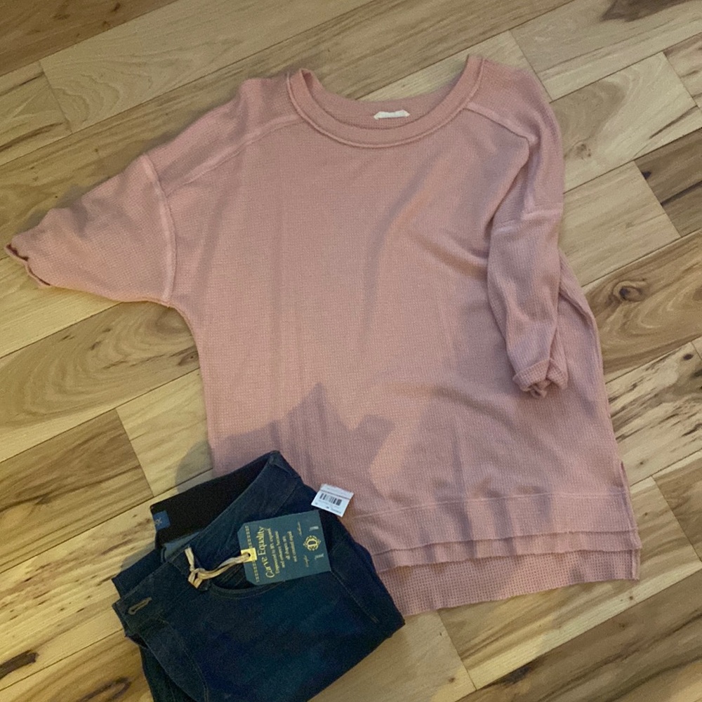 Light pink top
